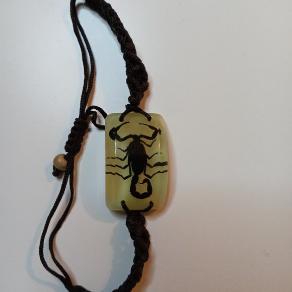 Unisex Real Black Scorpion corded bracelet - Picture 1 of 9